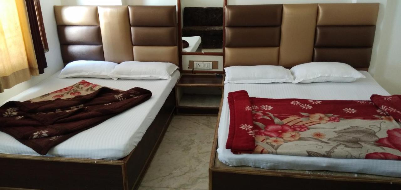 Hotel Euro International New Delhi Luaran gambar